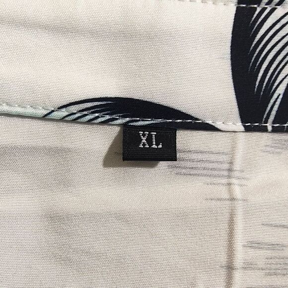 Vacation Palm Short Sleeve Button Up Shirt Mens XLarge #1 - Picture 6 of 6